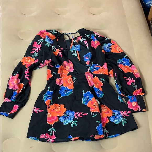 Romper - Picture 2 of 2